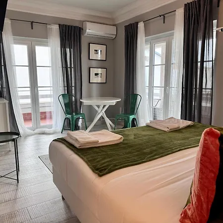 B&B Boutique - O House Hills