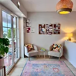 Boutique - O House Hills