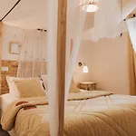 Boutique - O House Hills 4*