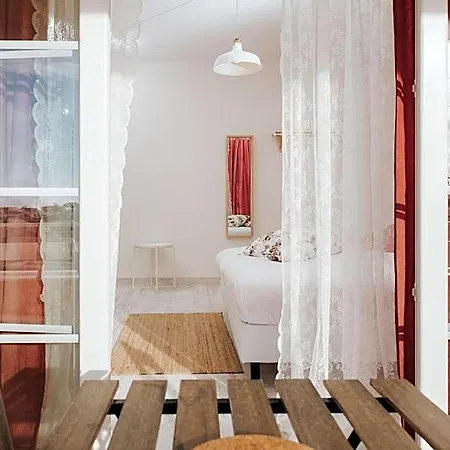 Bed and breakfast Boutique - O House Hills